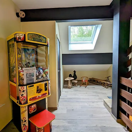 Familial Avec Salle De Jeux Et Spa, Près De Gérardmer, Pour 15 Pers. - Fr-1-589-647 Hébergement de vacances *