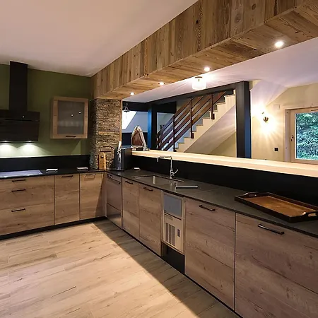 Familial Avec Salle De Jeux Et Spa, Près De Gérardmer, Pour 15 Pers. - Fr-1-589-647 *